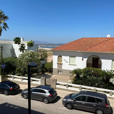 Edificio Riomar 101 * Portimao